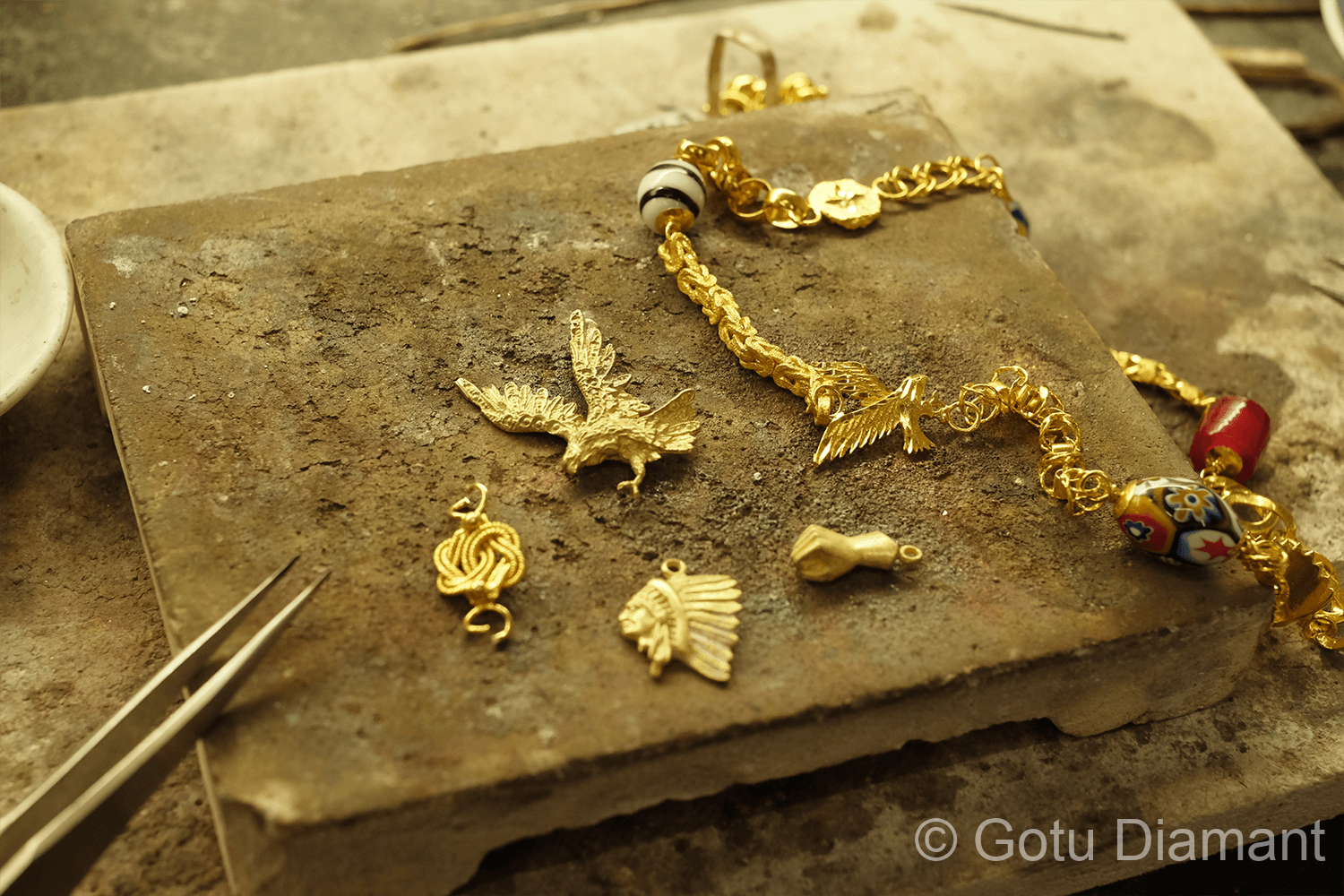 ala kondre ketting